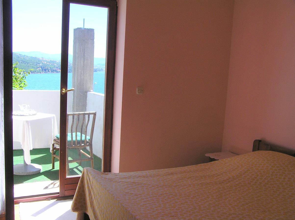 Guesthouse Bellavista โอปาติยา ภายนอก รูปภาพ